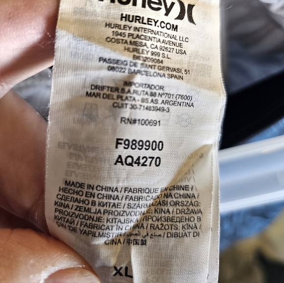 2/$20 Hurley XL Tropical Print Shorts - Picture 3 of 8